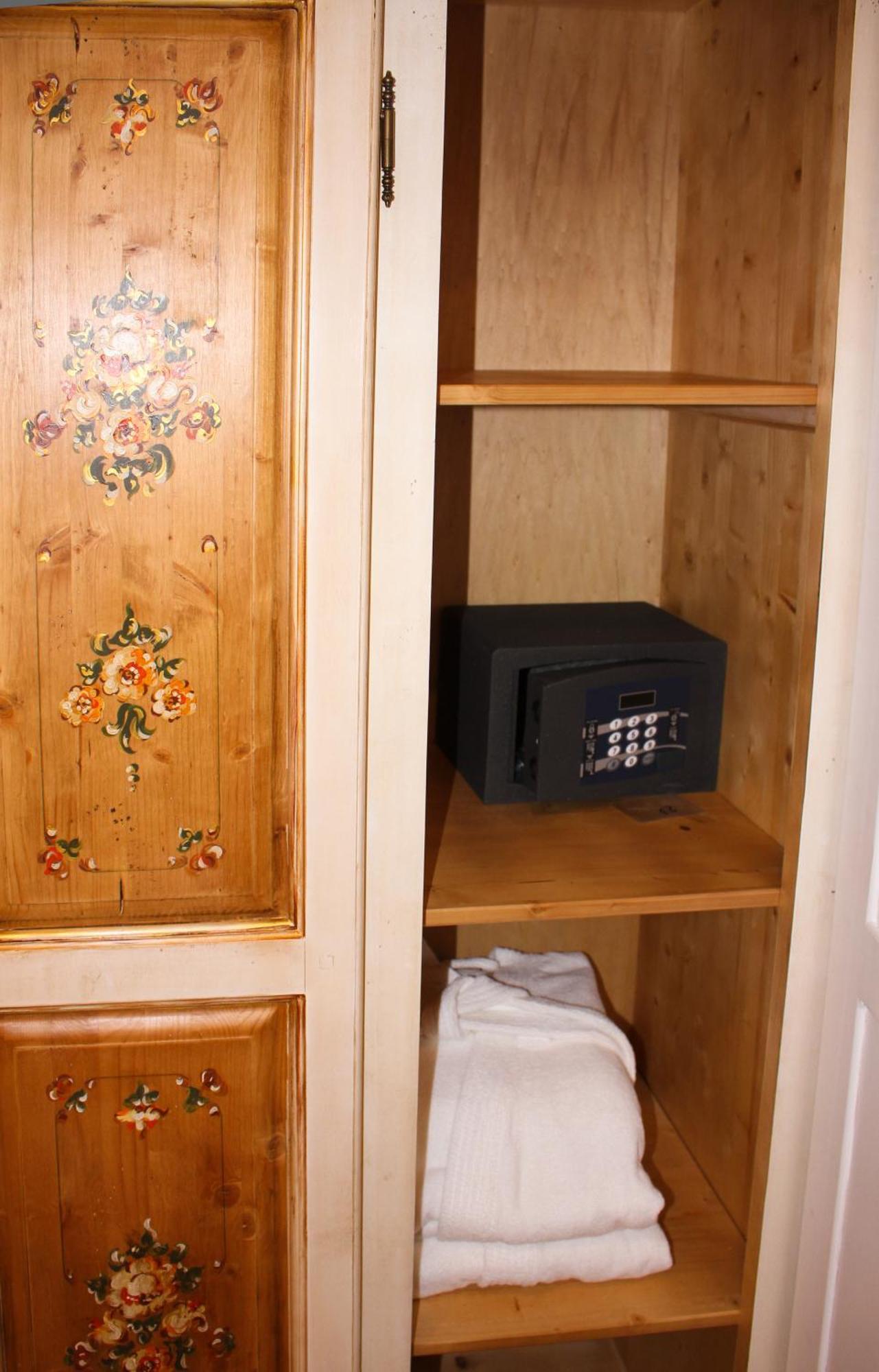 Casa Comana Boutique Hotel Bukarest Eksteriør billede