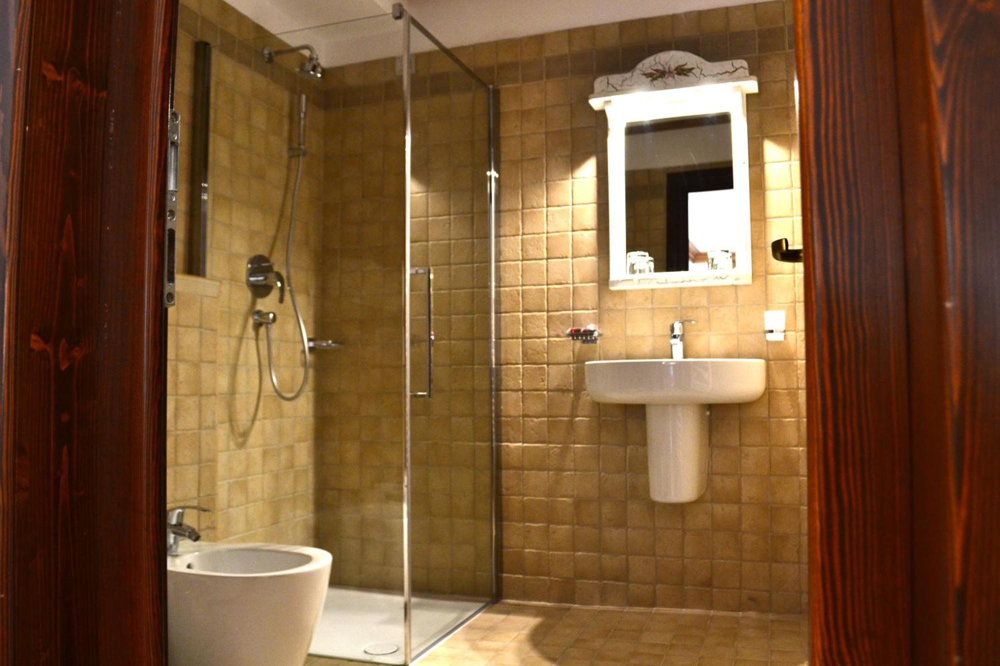 Casa Comana Boutique Hotel Bukarest Eksteriør billede