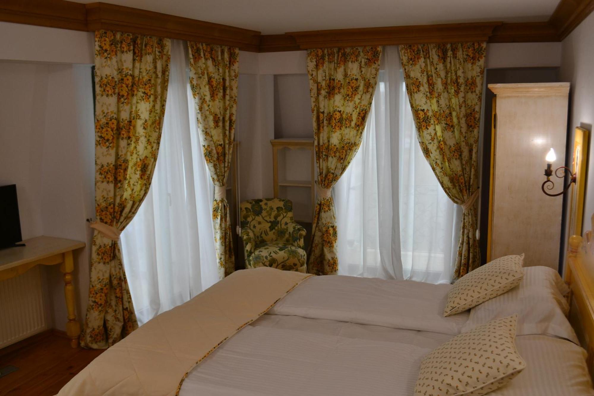 Casa Comana Boutique Hotel Bukarest Eksteriør billede