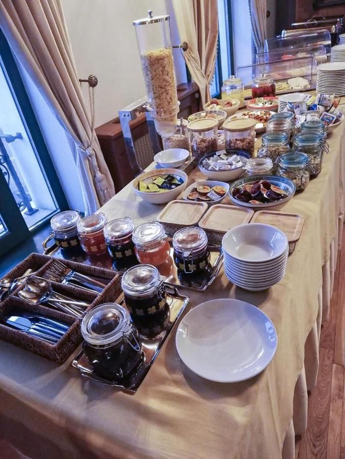 Casa Comana Boutique Hotel Bukarest Eksteriør billede